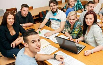 小語種翻譯軟件開發(fā) 機(jī)遇、挑戰(zhàn)與未來趨勢